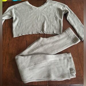 Women’s two piece lounge set sincerely Jules size medium